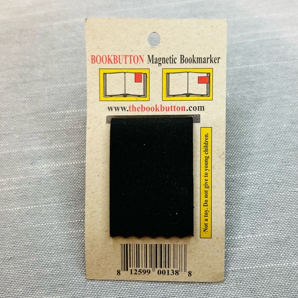 New Handcrafted Pewter Pug Bookbutton Magnetic Bookmaker - Picture 2 of 5